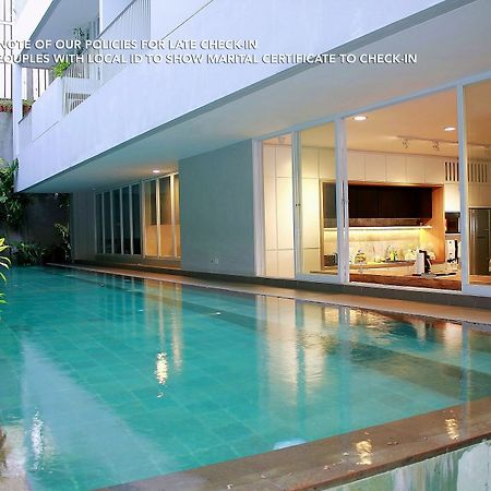 Zen Rooms Patra Kuningan Syariah Jakarta Buitenkant foto