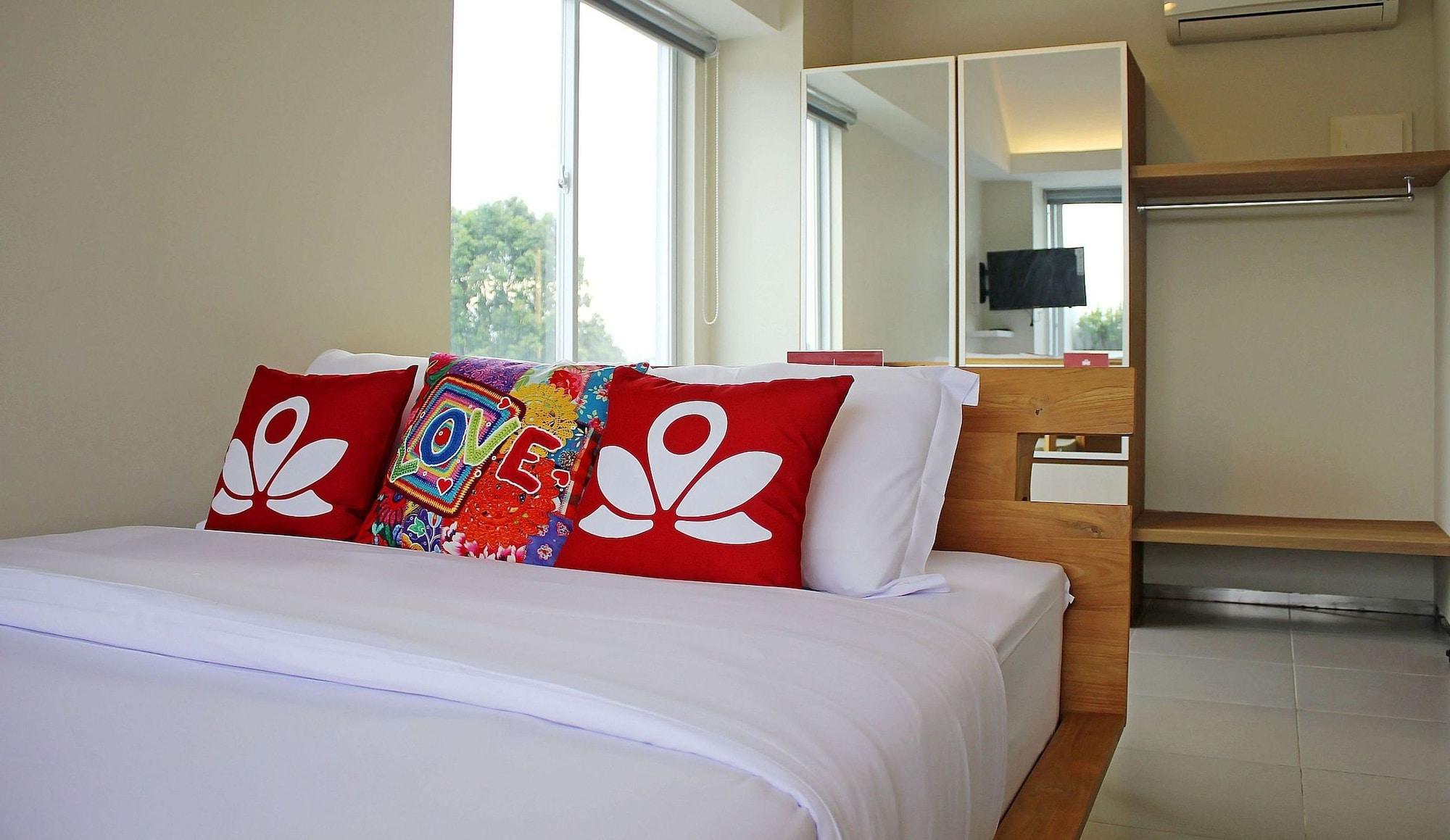 Zen Rooms Patra Kuningan Syariah Jakarta Buitenkant foto