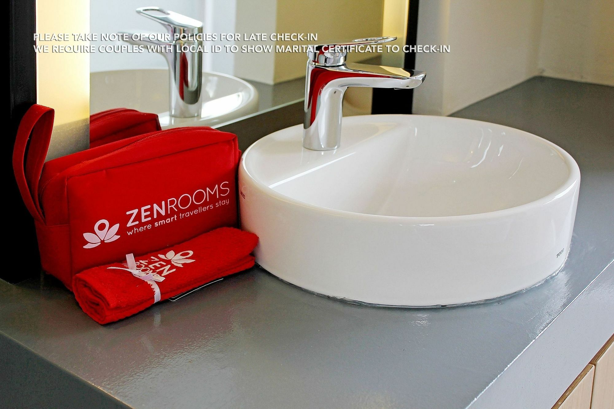 Zen Rooms Patra Kuningan Syariah Jakarta Buitenkant foto