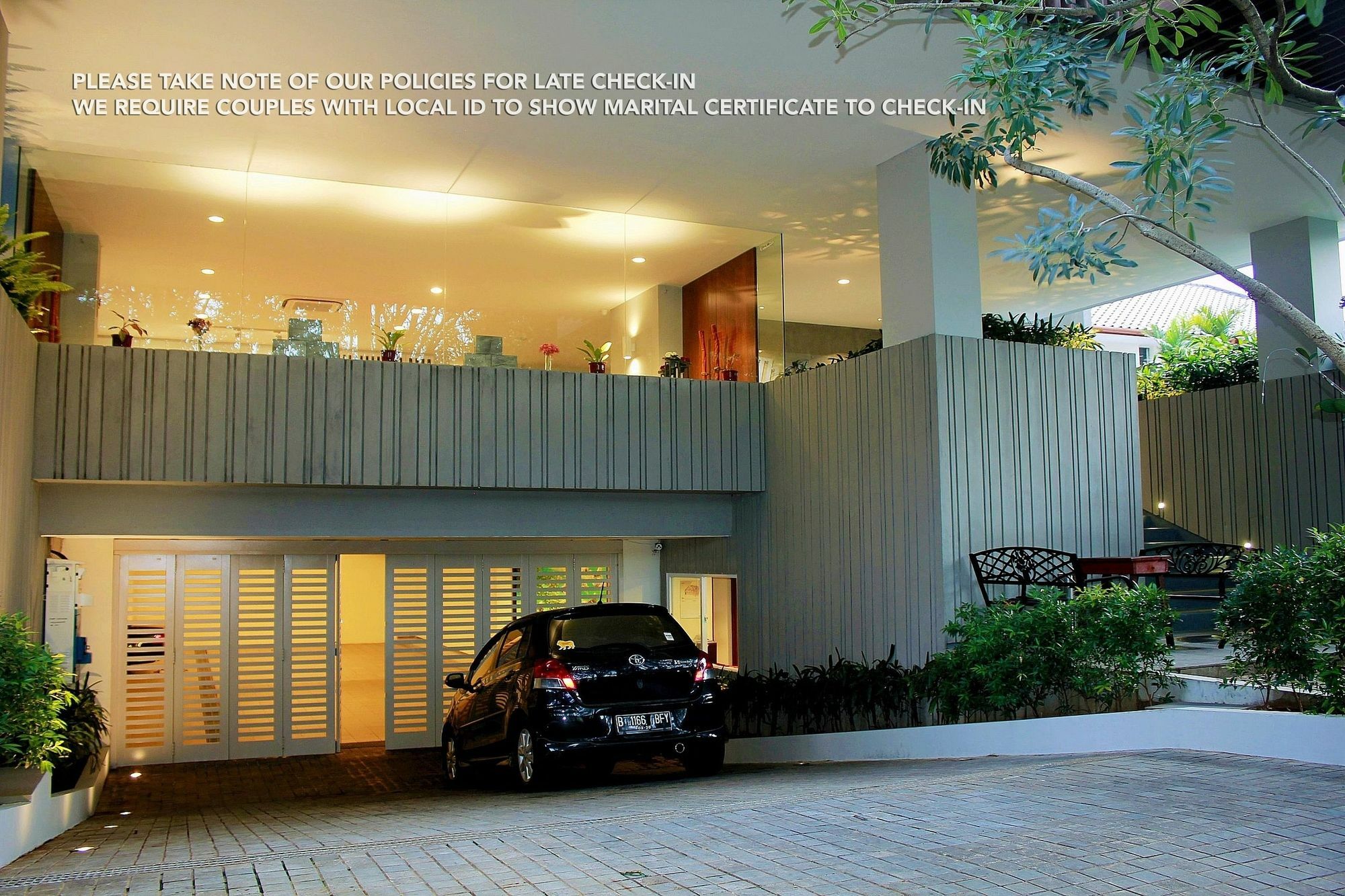 Zen Rooms Patra Kuningan Syariah Jakarta Buitenkant foto